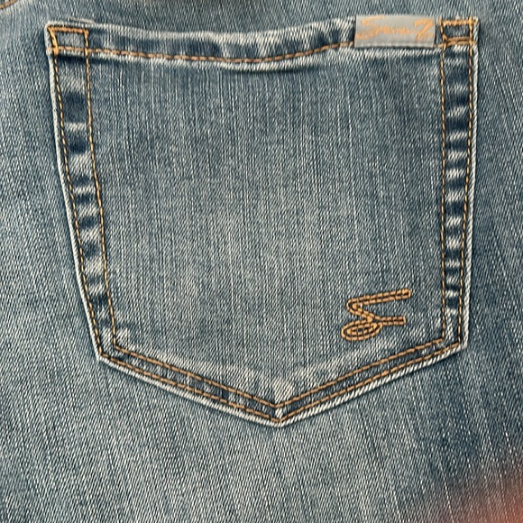 Seven7 Fray Hem Stretch Comfort Weekend Shorts Size 6. NWT. - Picture 9 of 13